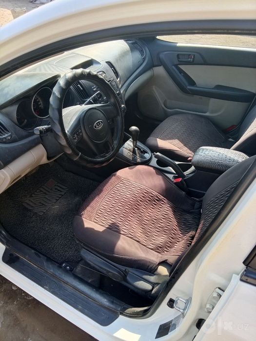 Kia cerato 2009 yil