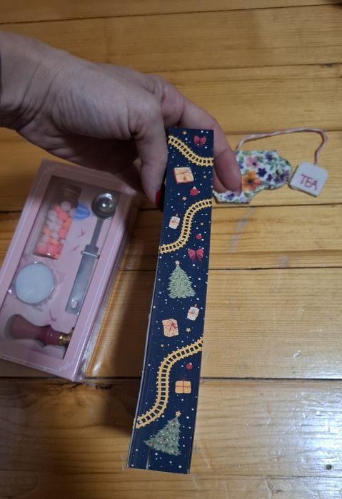 Част от коледния адвент календар на Чарли Уайлд