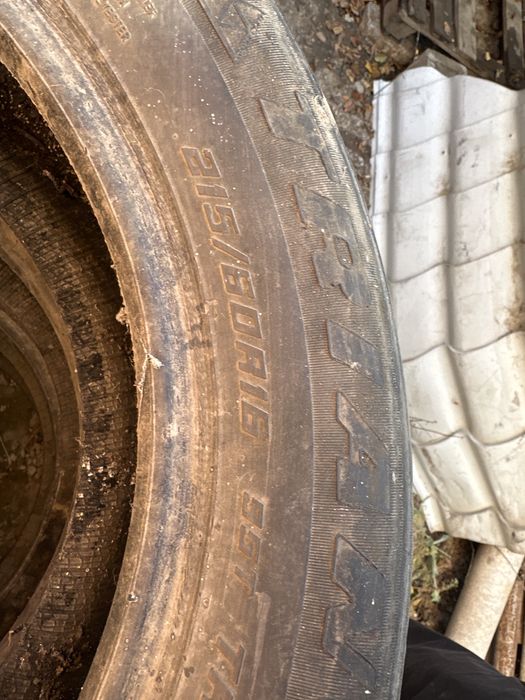 Зимние шины  16-го размера