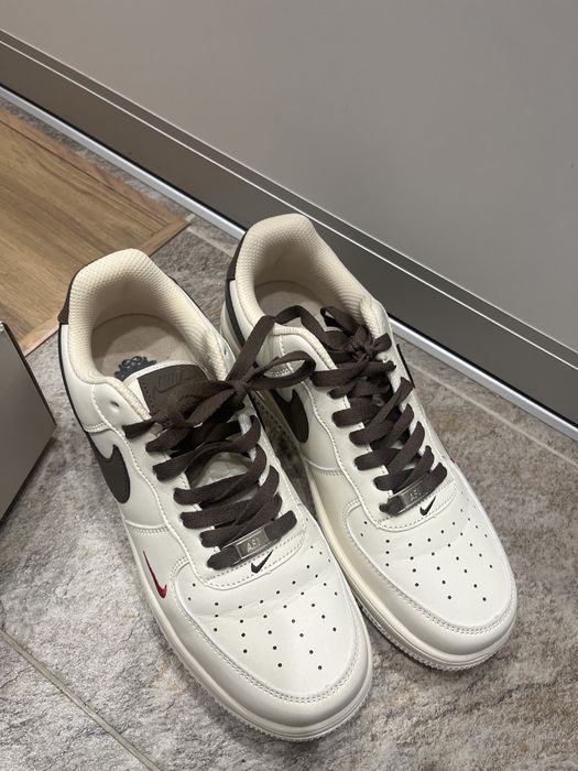 Nike кроссы новые