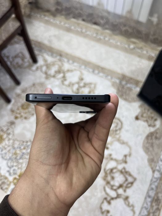 игровой телефон POCO F5 5g продается срочно