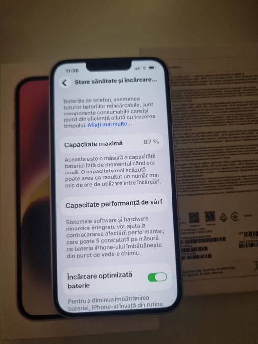 Vând iPhone 14, 128 GB, în stare foarte bună.