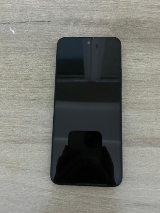 Продам телефон Xiaomi Redmi 12