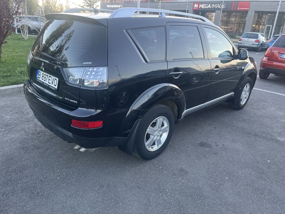 Mitsubishi outlander