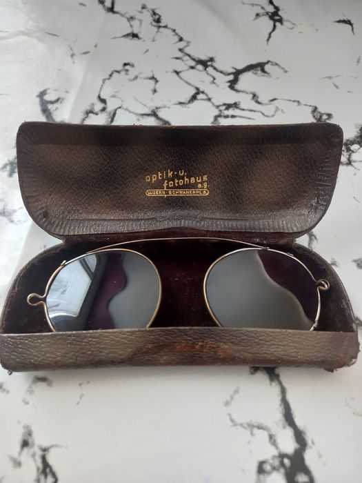 Старинни очила тип пенсне