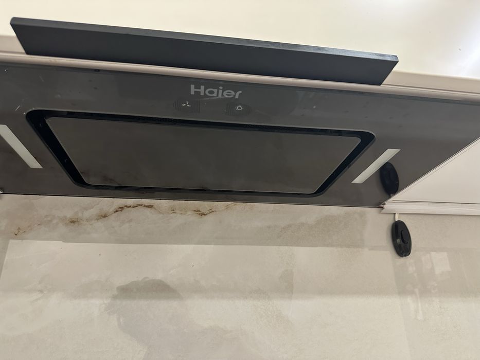 Вытяжка haier продам
