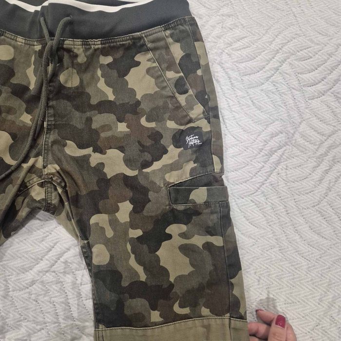 Мъжки карго панталонCropp  къс