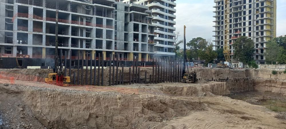 Забивка ж/б и металлических свай,шпунтов