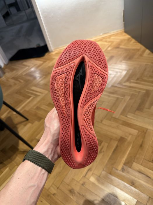 Mizuno Wave Rebellion FLASH 2