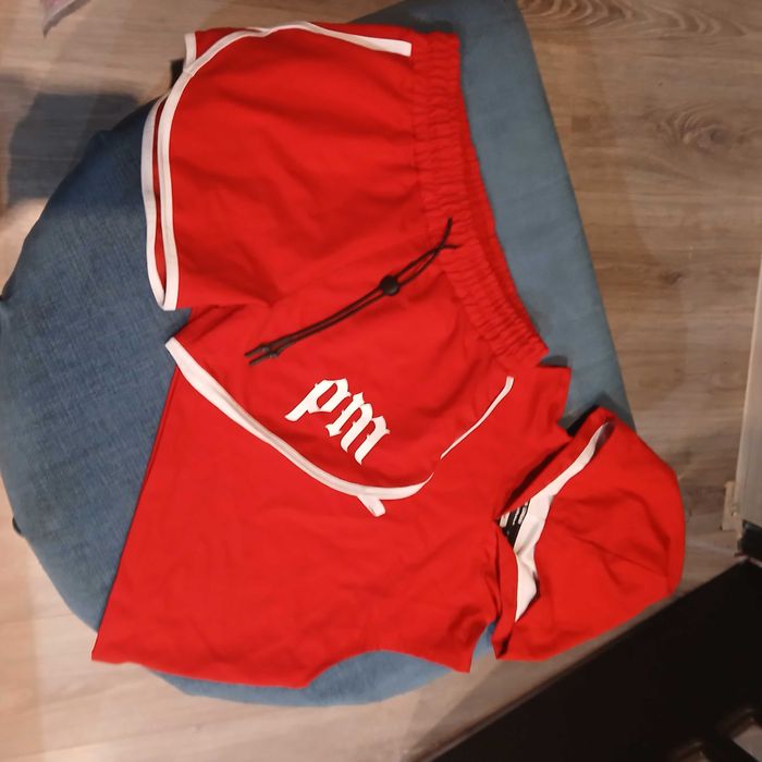 Комплект потник и къси гащи.