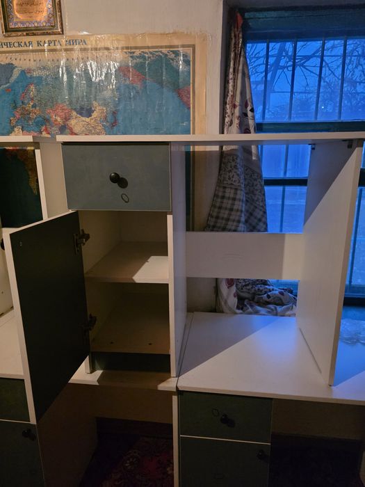 Парта. Стол. Компьтерный стол