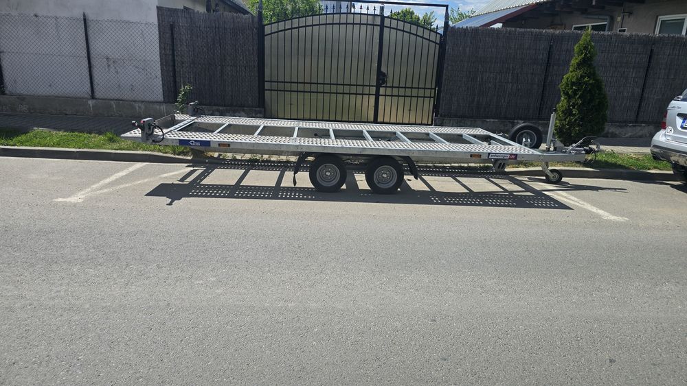 Vând trailer,platformă auto Blyss