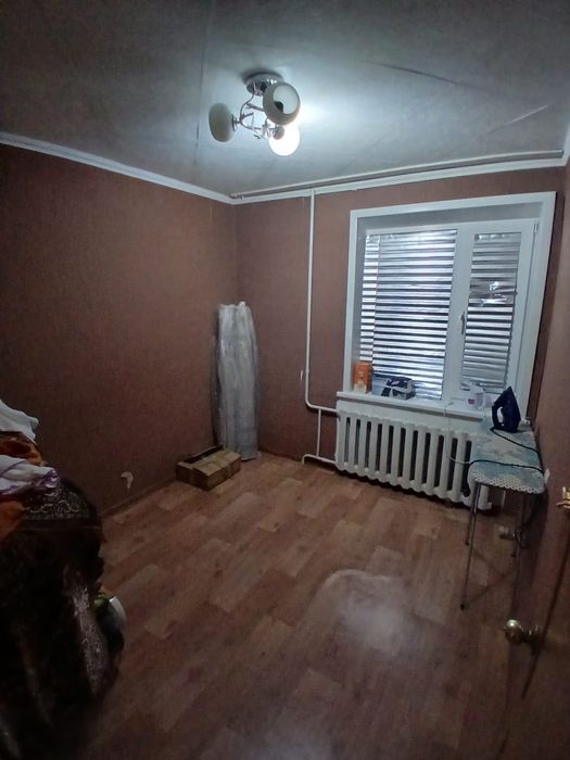 Продам 4-комнатную квартиру