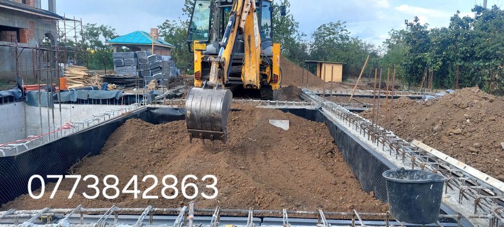 inchirieri buldoexcavator cu picon, excavari ,demolari , deszapezire