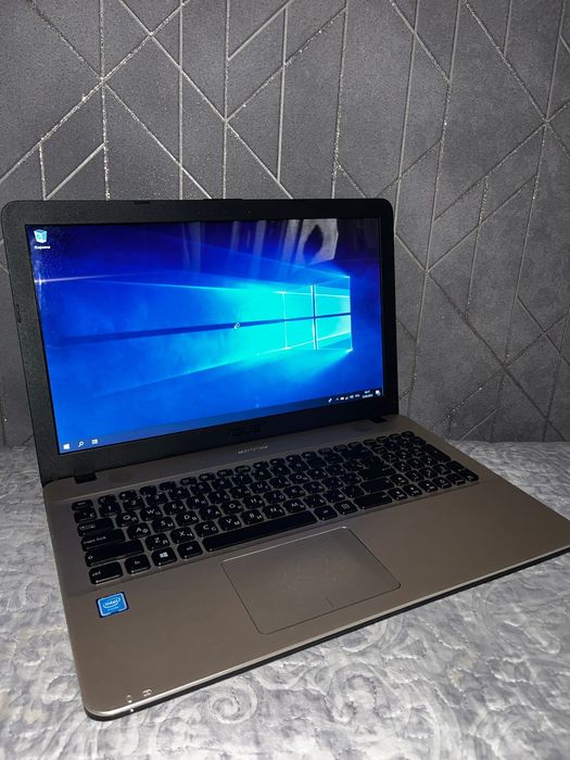 ноутбук Asus SonicMaster X541S