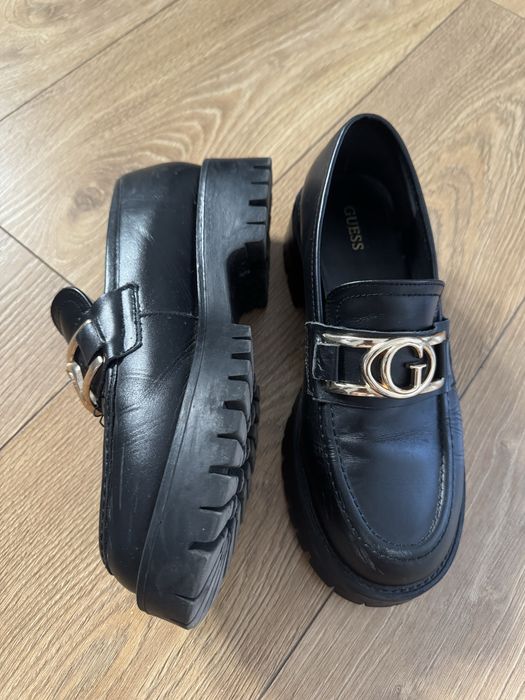 Лоуфъри GUESS, естествена кожа 37