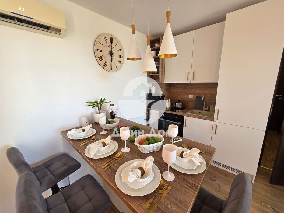 Продава се Двустаен апартамент в Свети Влас - 54 кв.м за 2406 €/кв.м - Снимка #3