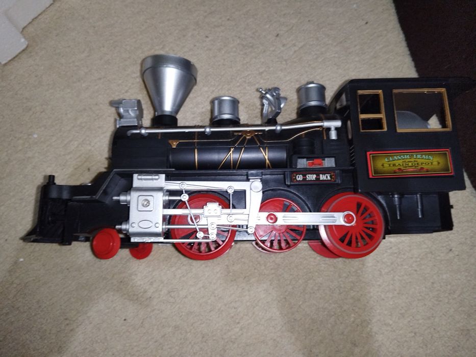 Vand un trenulet pentru copii