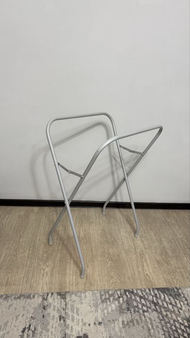 Детская ванна с подставкой