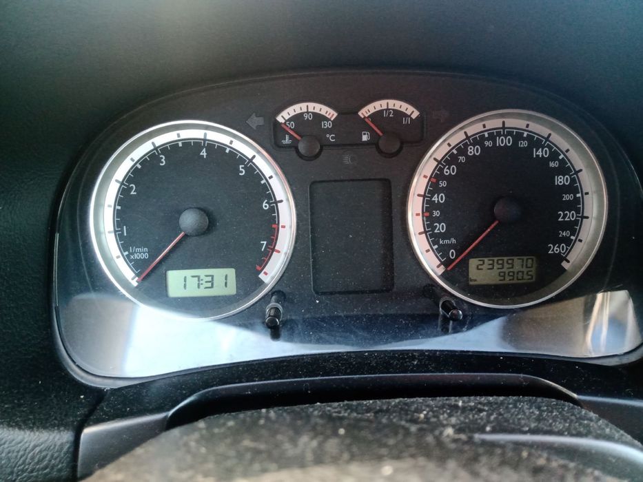 Golf 4 1.6 105 коня на части