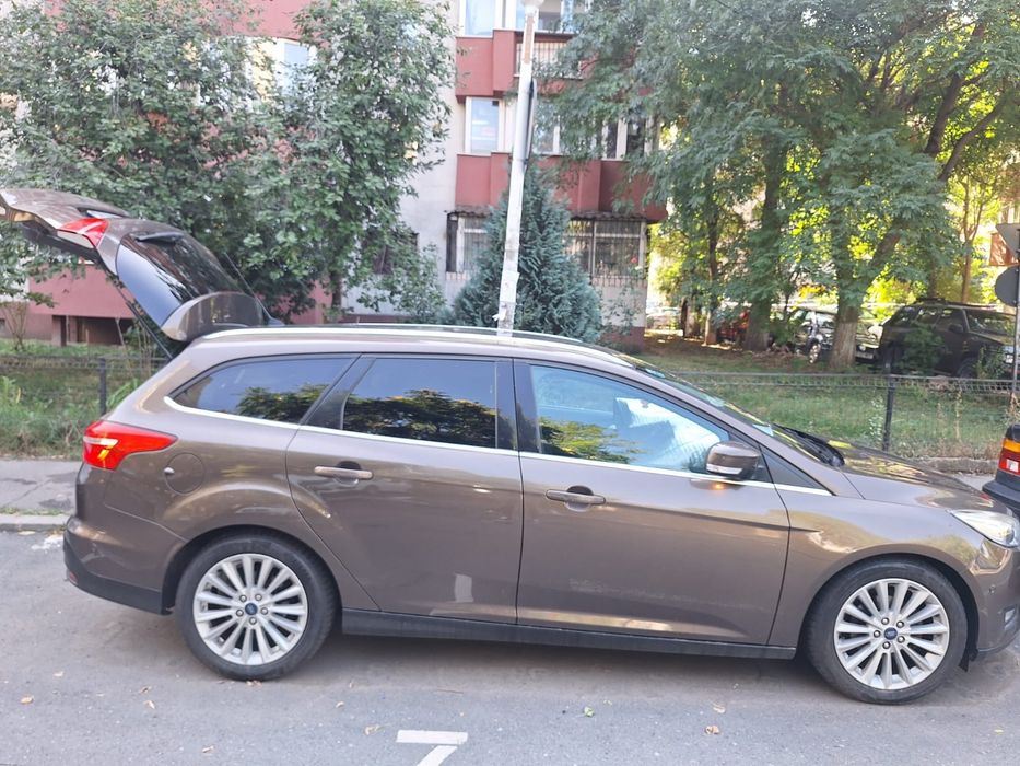 FORD Focus 2017 — imagine 5