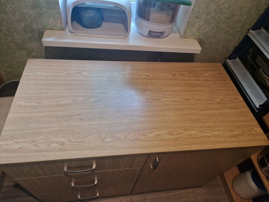 Комод добротный габаритный