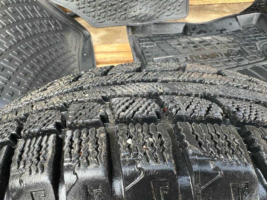 Авто шины maxtrek РАЗМЕР 17