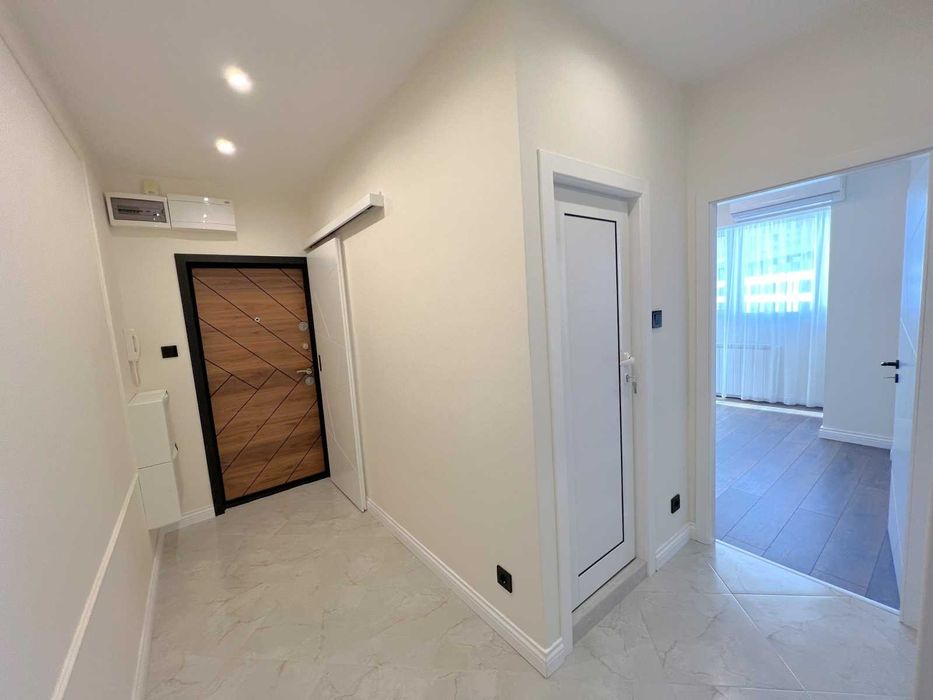 Продава се Тристаен апартамент в София, Гео Милев - 98 кв.м за 1684 €/кв.м - Снимка #16