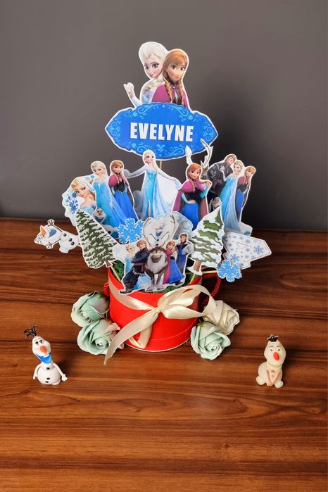 Toppere tort cu Elsa și Ana