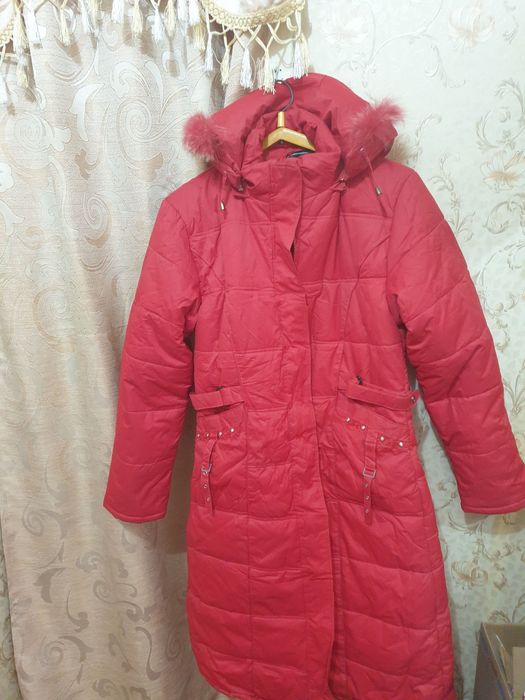 Куртки новые продаются