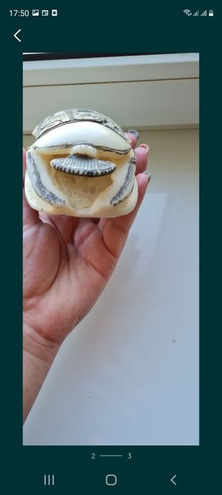 Скоробей статуэтка