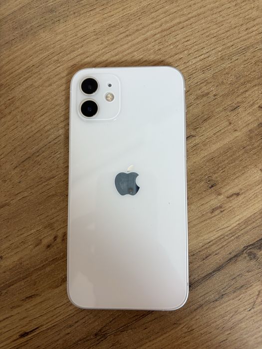 Айфон12 128гб емкость 75%