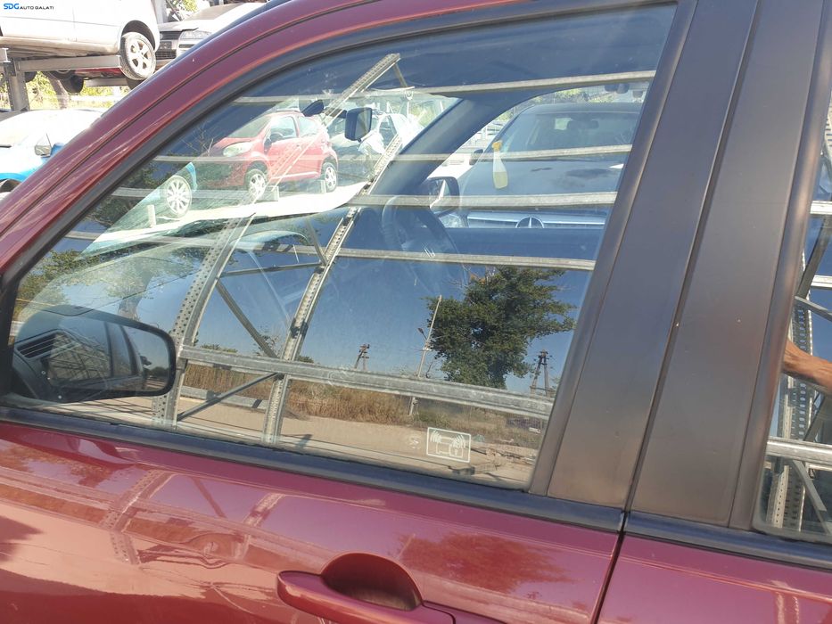 Geam Sticla de pe Usa Portiera Stanga Fata Honda CR-V 2002 - 2006 [K6986]