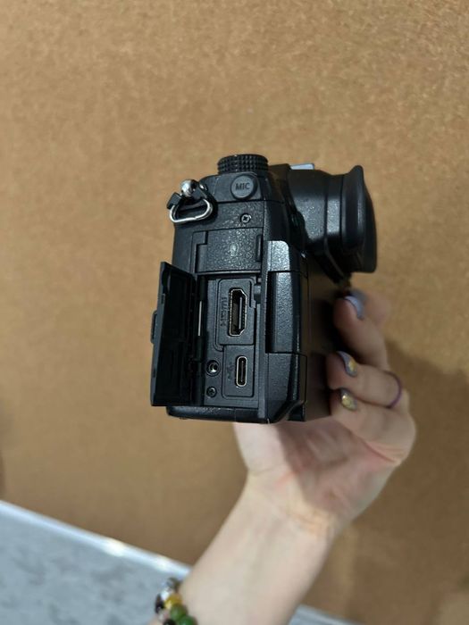Продам Panasonic gh5