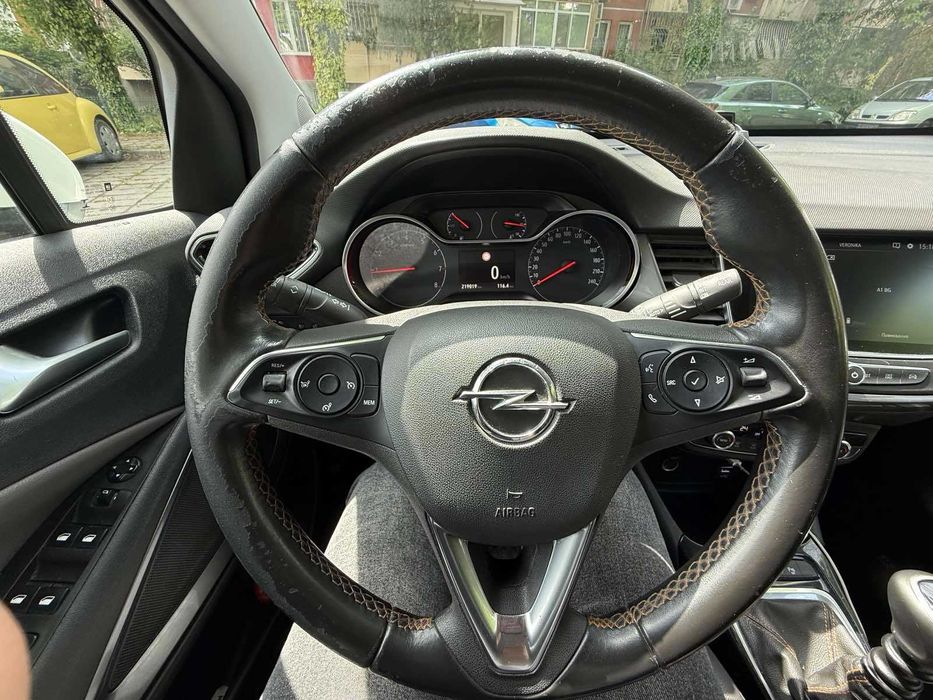 Продавам opel Crosland X