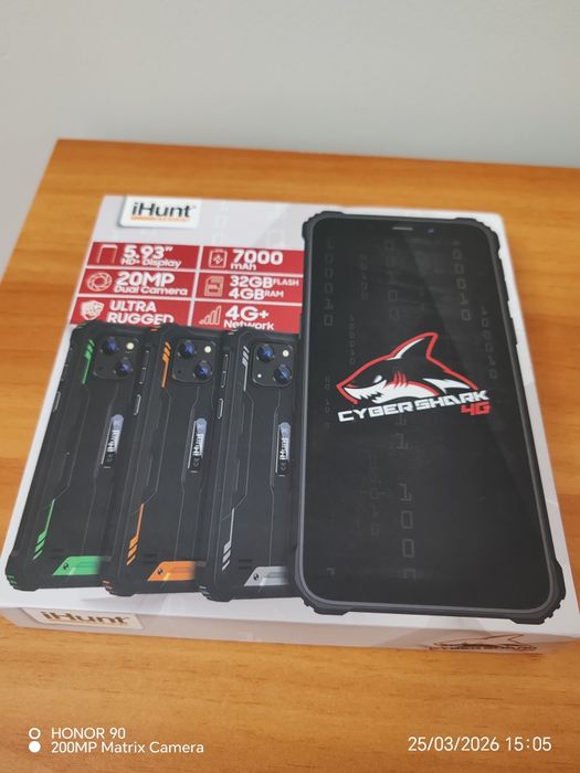 Telefon Ihun - rezistent apa/praf/socuri