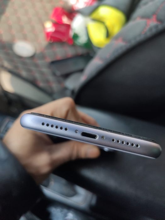 Iphone 11 продам память 128