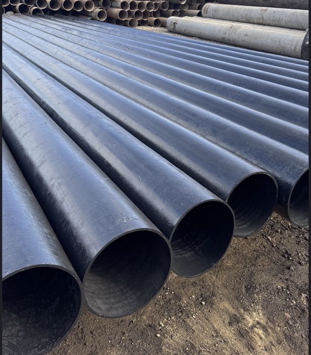 Vand teava metalica neagra teava de protectie de subtraversari