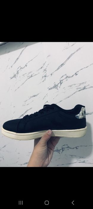 Красовка бренд Rebook