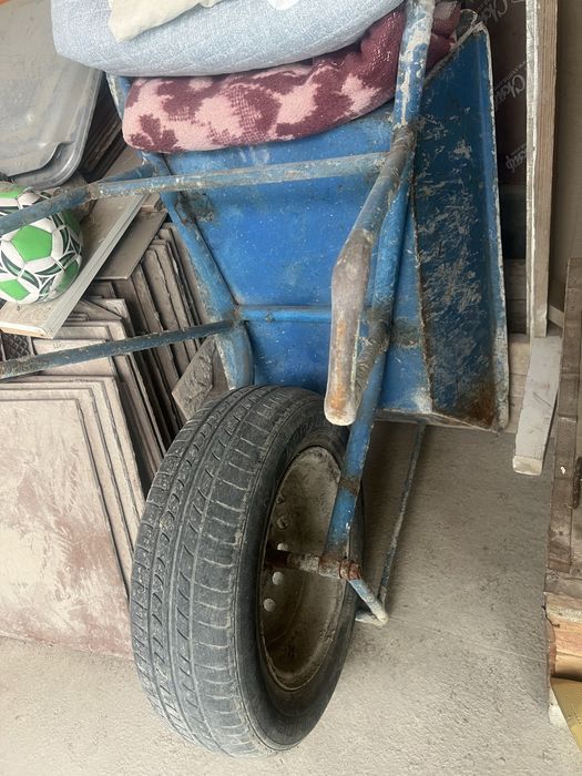 Arava sotiladi balonli