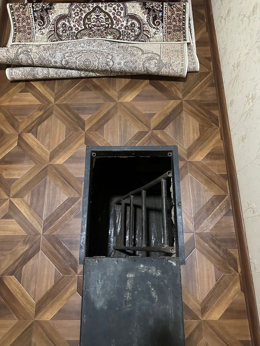 2 honalik uy sotiladi