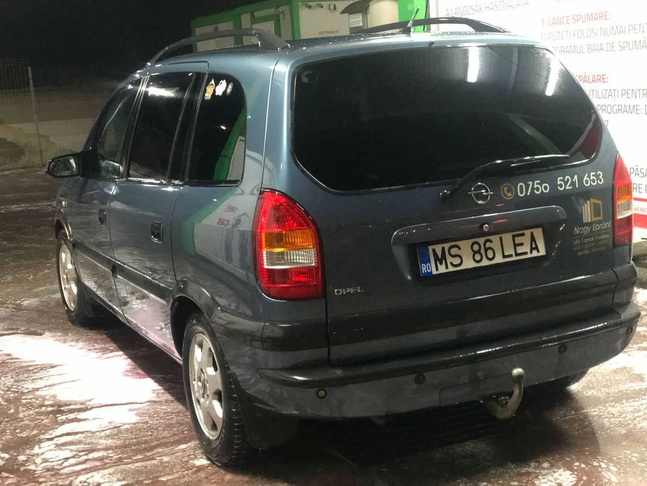 Vand sau schimb opel zafira