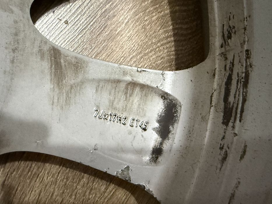 Jante 17” Toyota Avensis 5X100