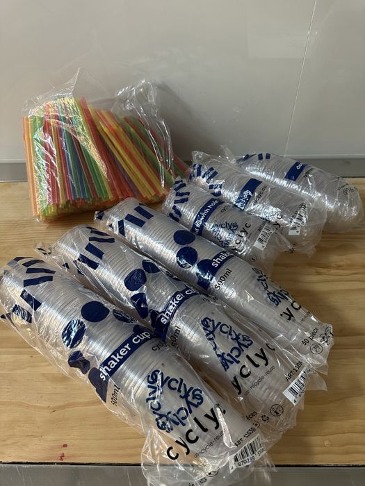 Стакан с крышкой