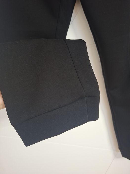 Pantaloni trening bărbați