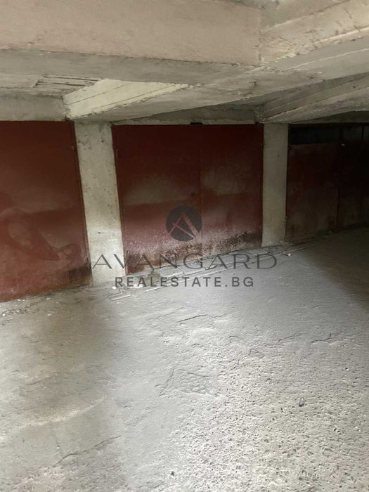 оф.24006 Подземен гараж/ Кършияка