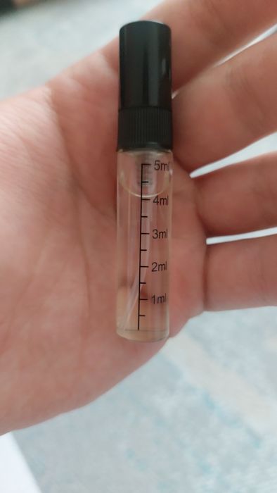 Продам парфюм на распив 5мл.