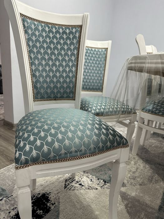 Продам стол со стульями