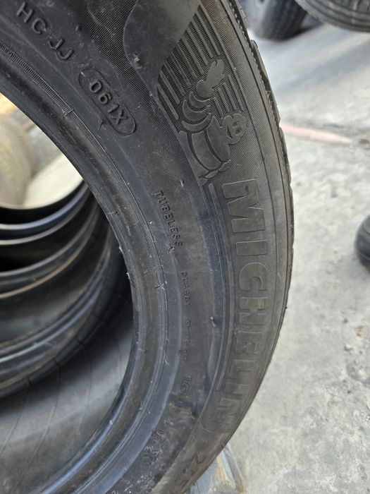 Anvelope de iarna 235-55r17 Michelin