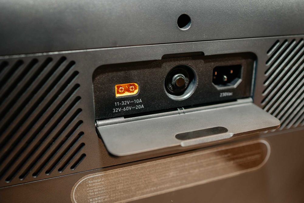Anker SOLIX F2000 (PowerHouse 767)